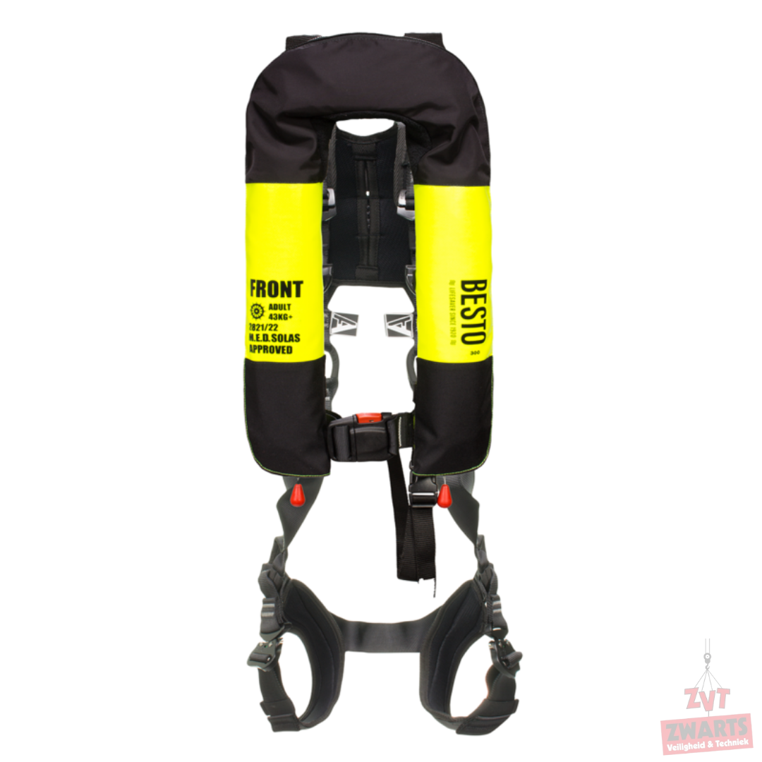 Offshore: Winx harnas met Solas reddingsvest